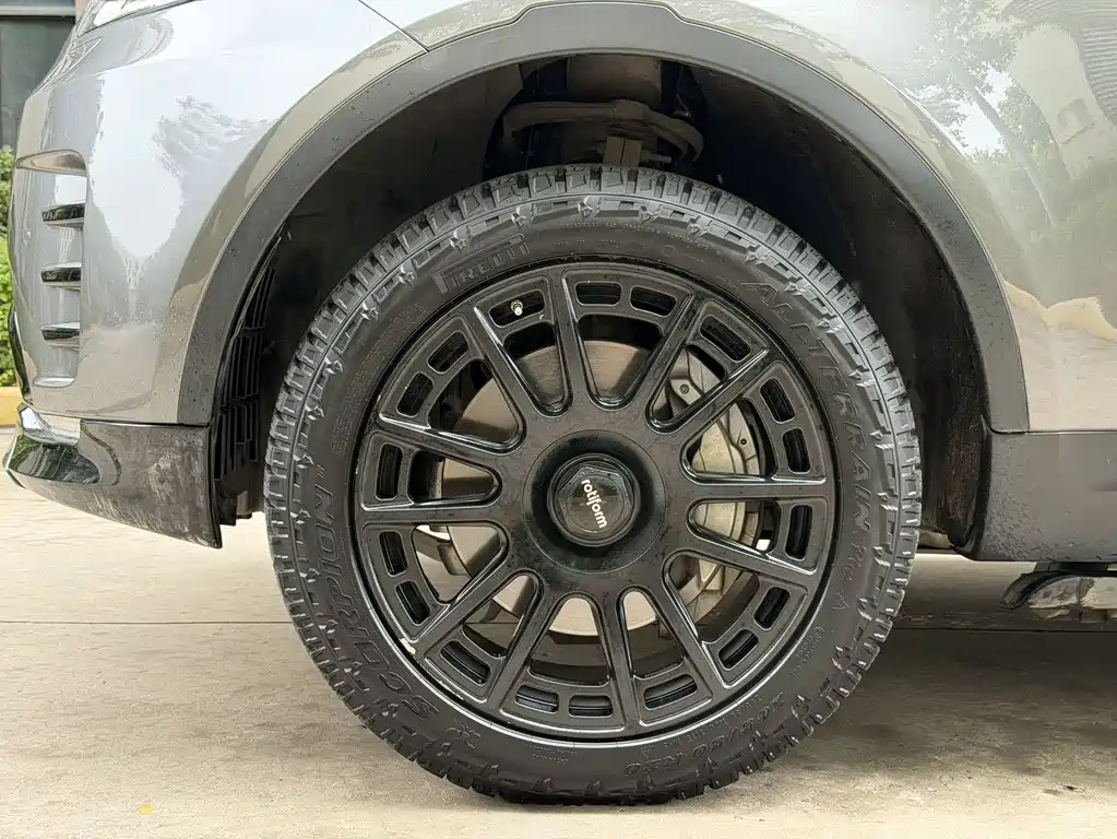 Land Rover Discovery — миниатюра 14