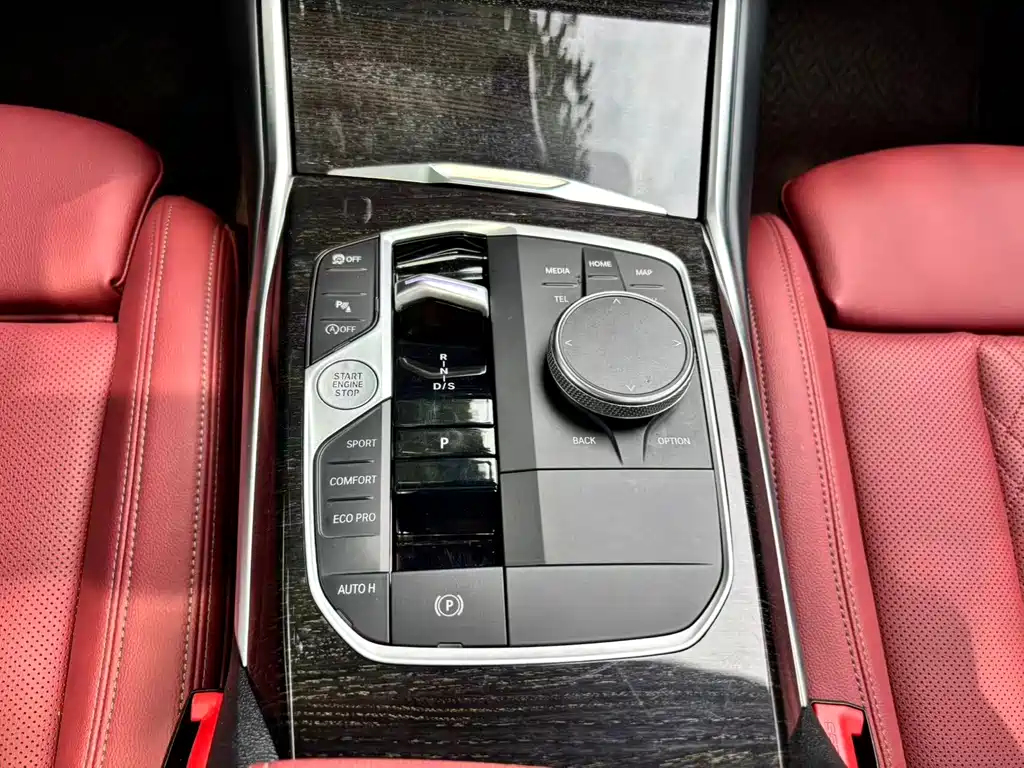 BMW 3 Series — миниатюра 30