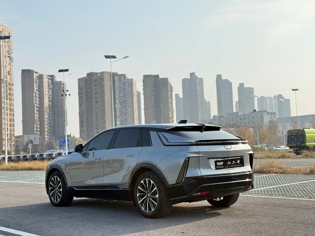 Cadillac Lyriq — миниатюра 9