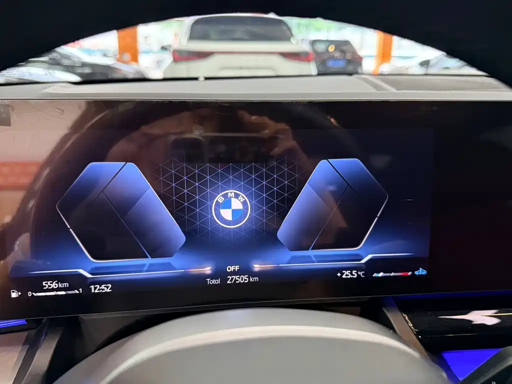 BMW 5 Series — миниатюра 6