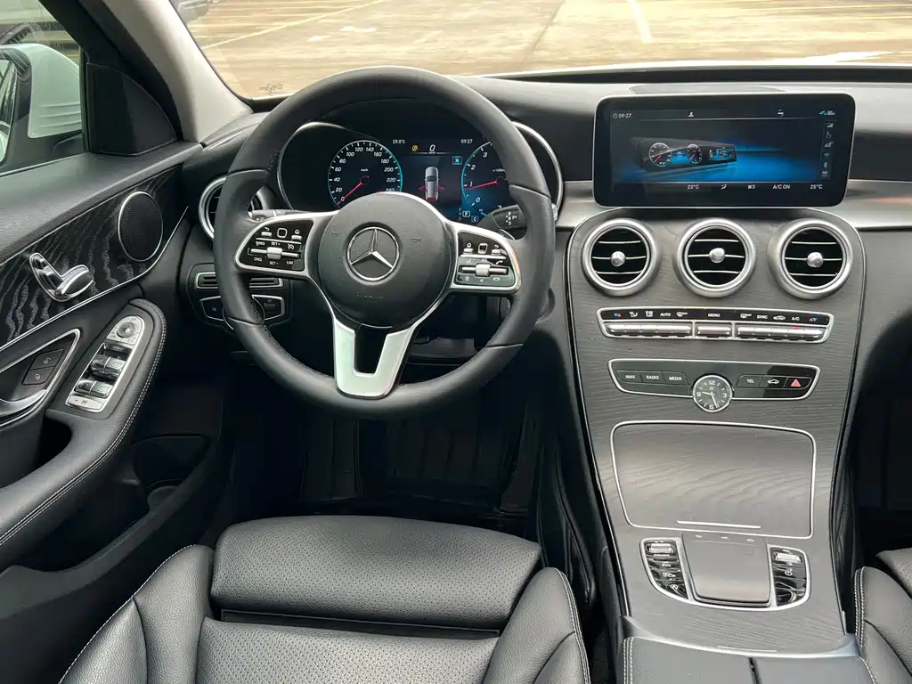 Mercedes-Benz C-Class (Import) — миниатюра 6