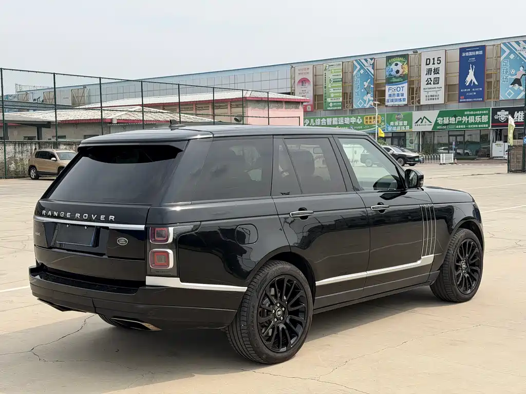 Land Rover Range Rover — миниатюра 7