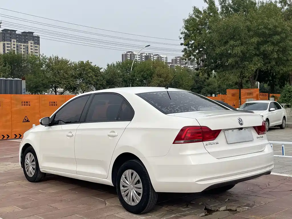 Volkswagen Santana — миниатюра 9