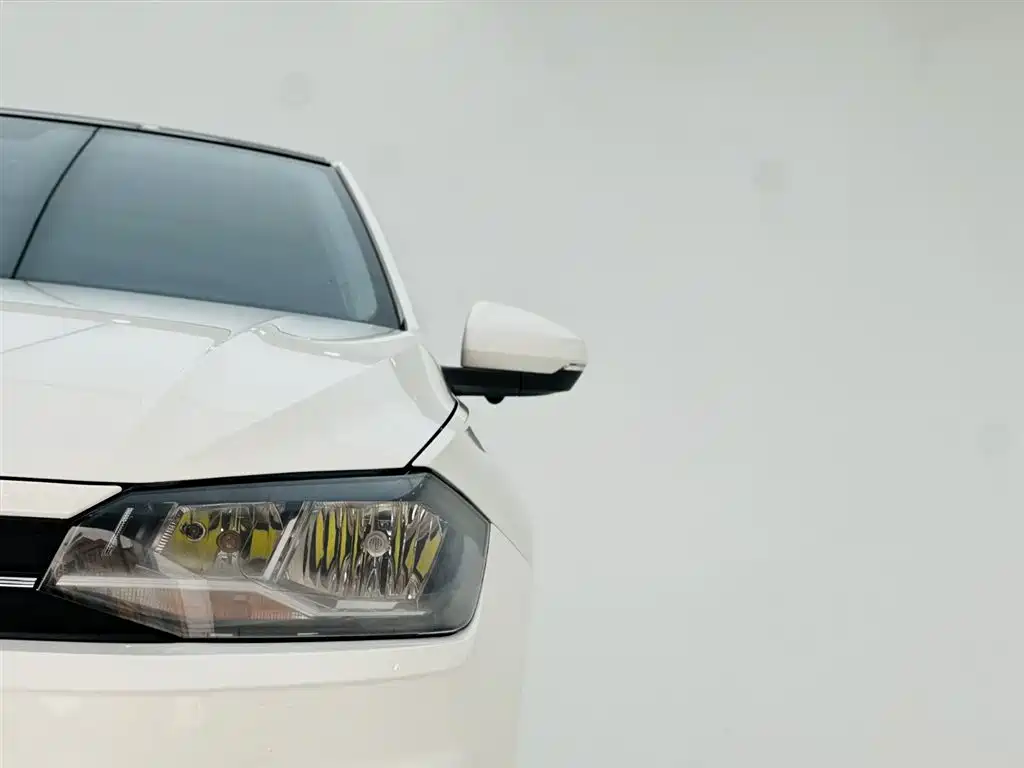 Volkswagen Polo 2021 Plus 1.5L AT