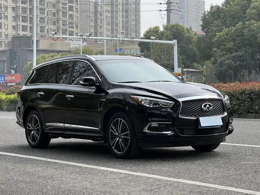 INFINITI QX60