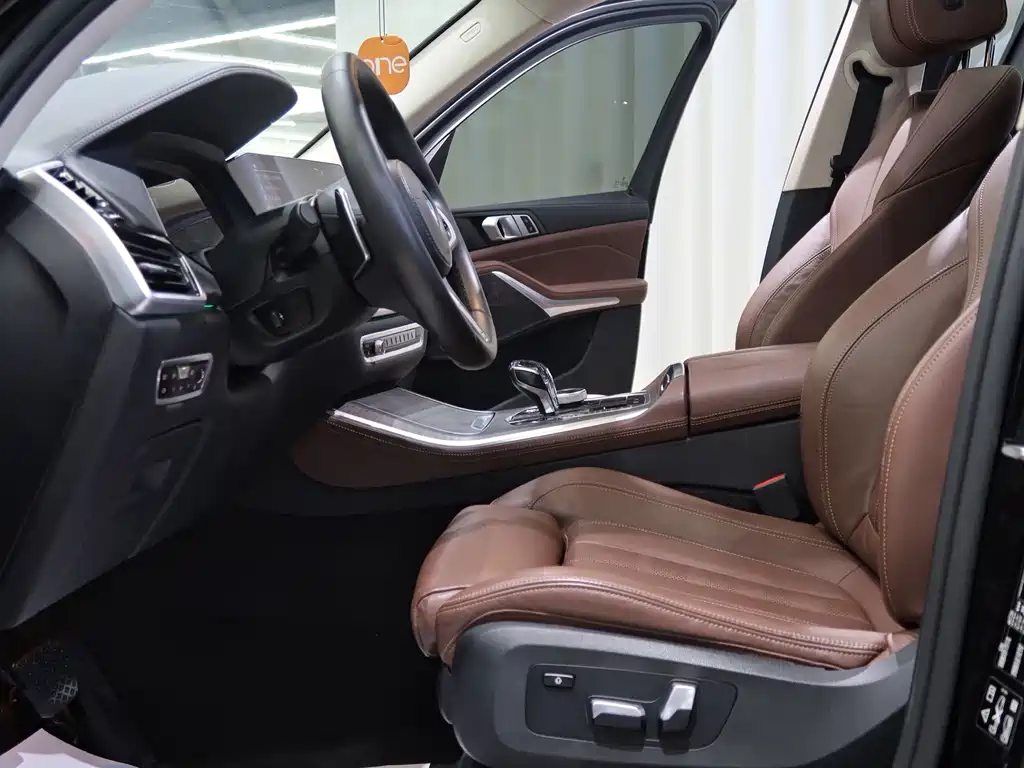 BMW X5 (Import) — миниатюра 9