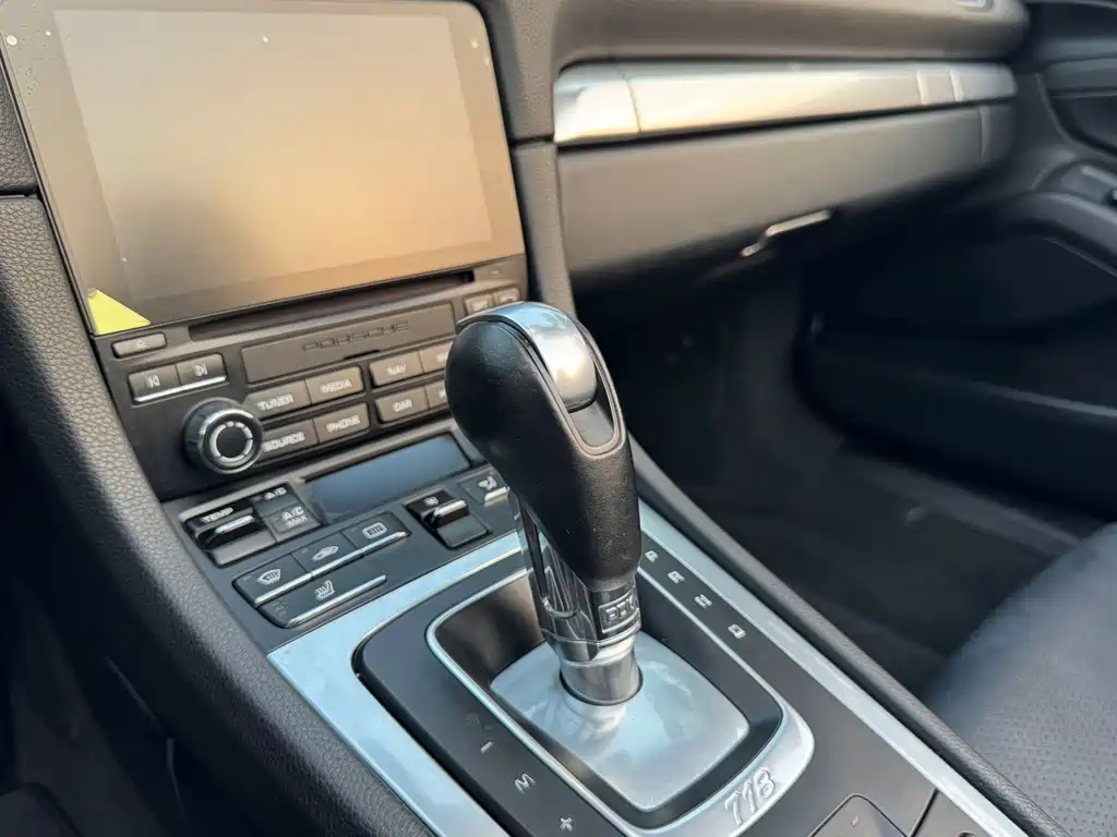 Porsche 718 — миниатюра 18