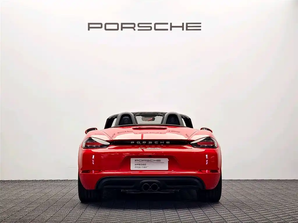 PORSCHE 718