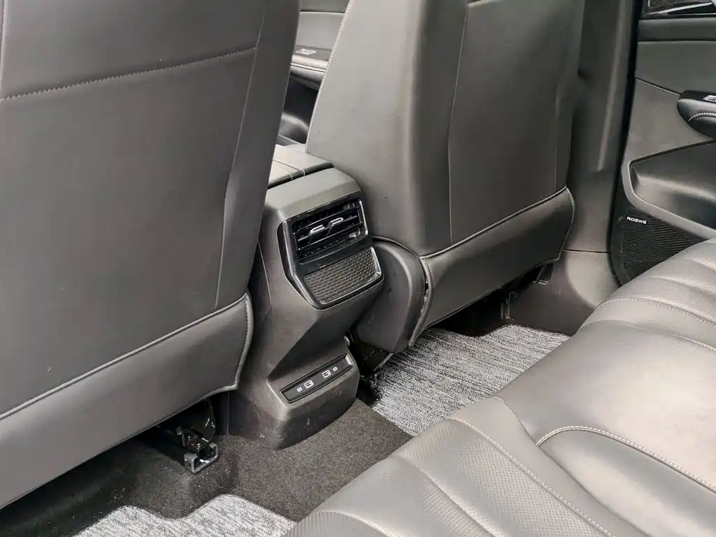 Roewe RX5 MAX — миниатюра 9