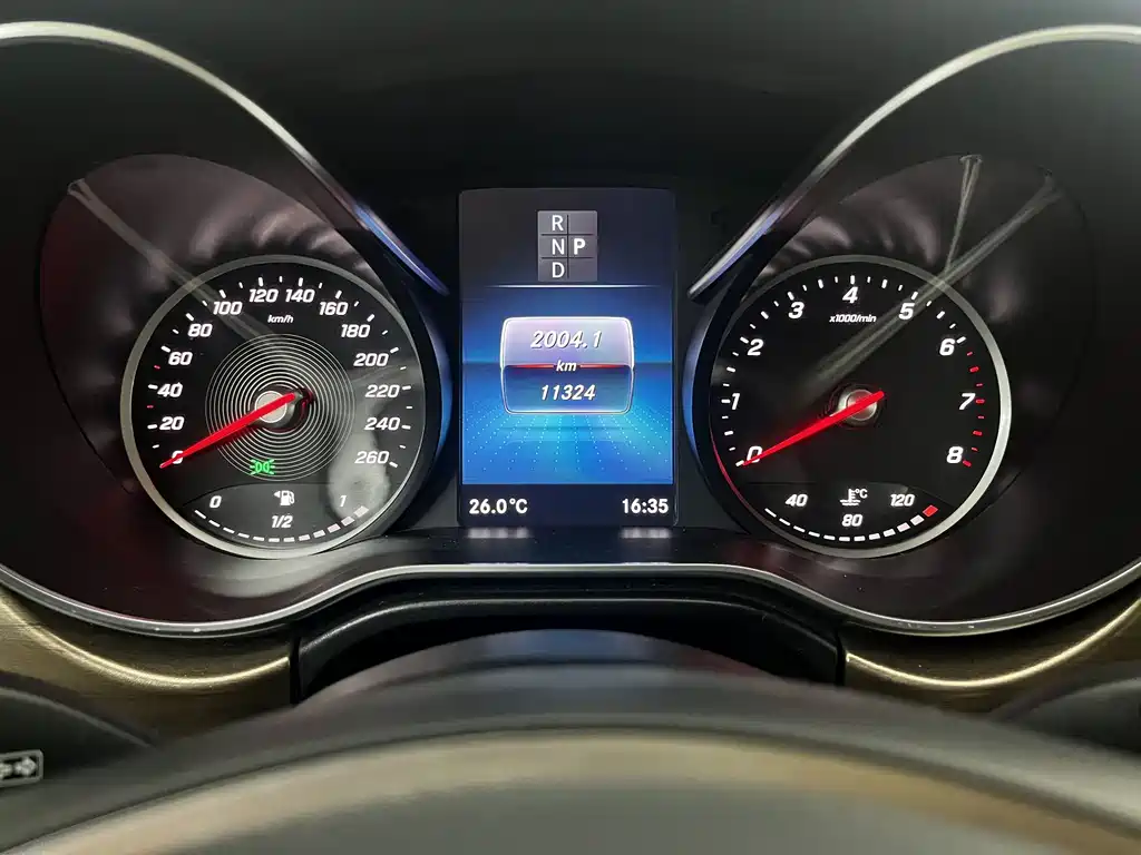 Mercedes-Benz V-Class — миниатюра 14
