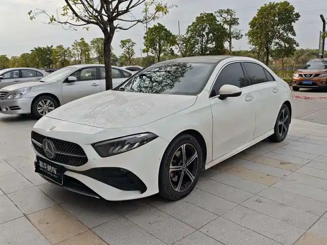 MERCEDES-BENZ A CLASS