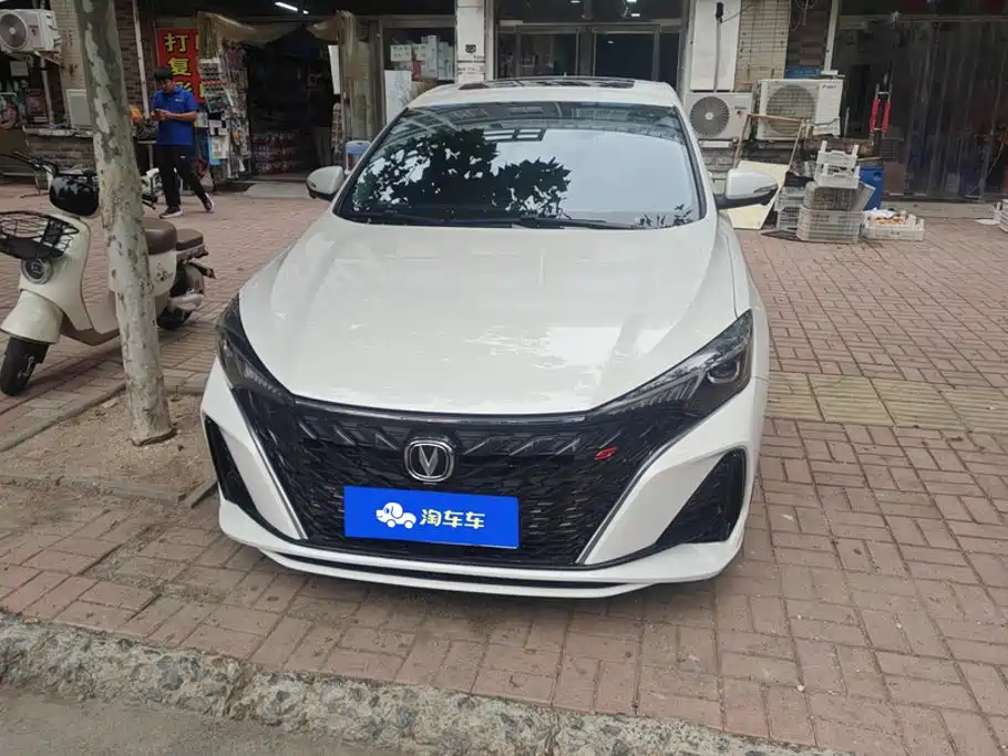 Changan Eado — миниатюра 2