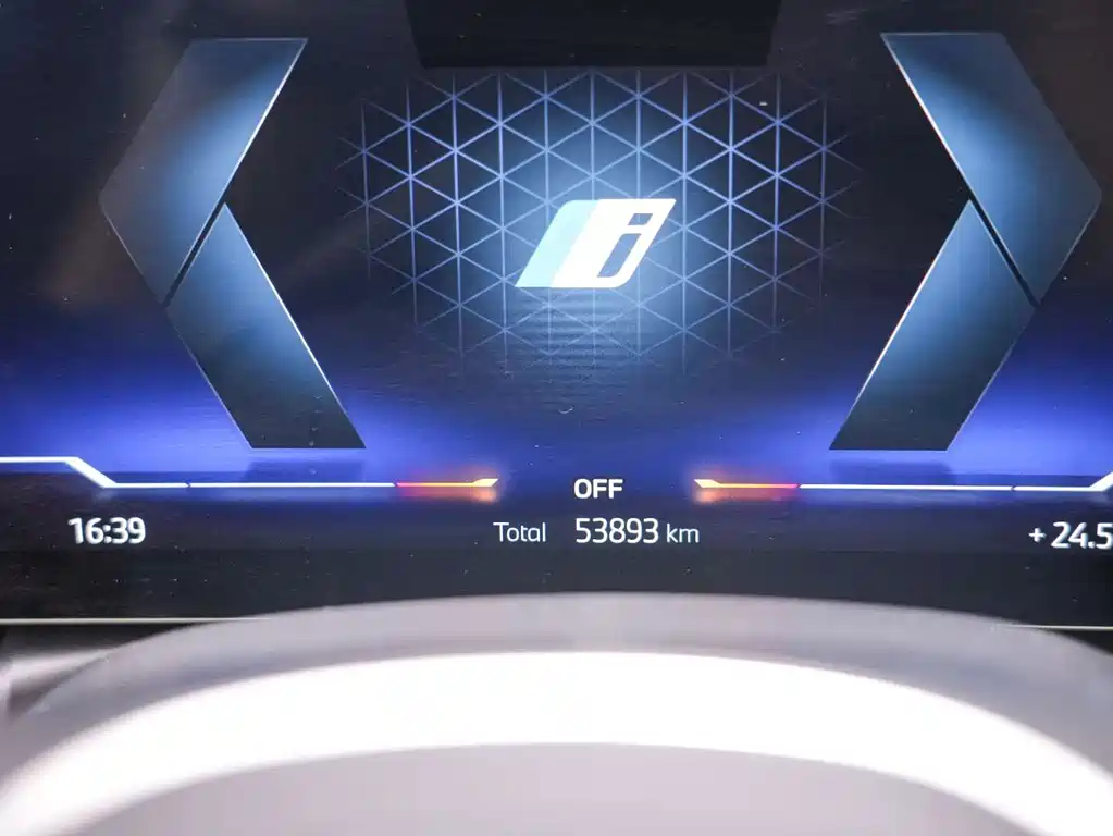 BMW i3 — миниатюра 11