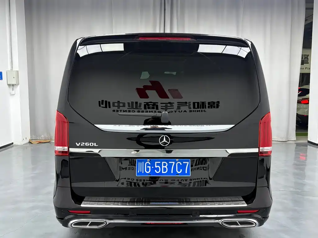 MERCEDES-BENZ V CLASS