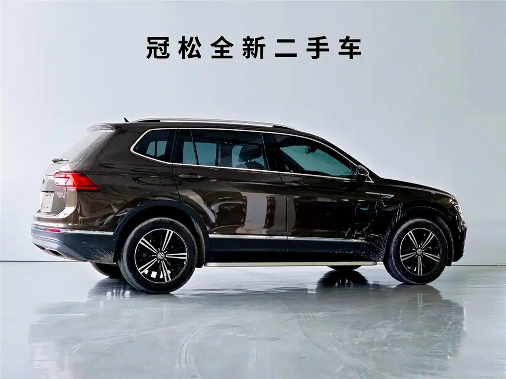 Volkswagen Tiguan L L 2017 380TSI AT Luxury