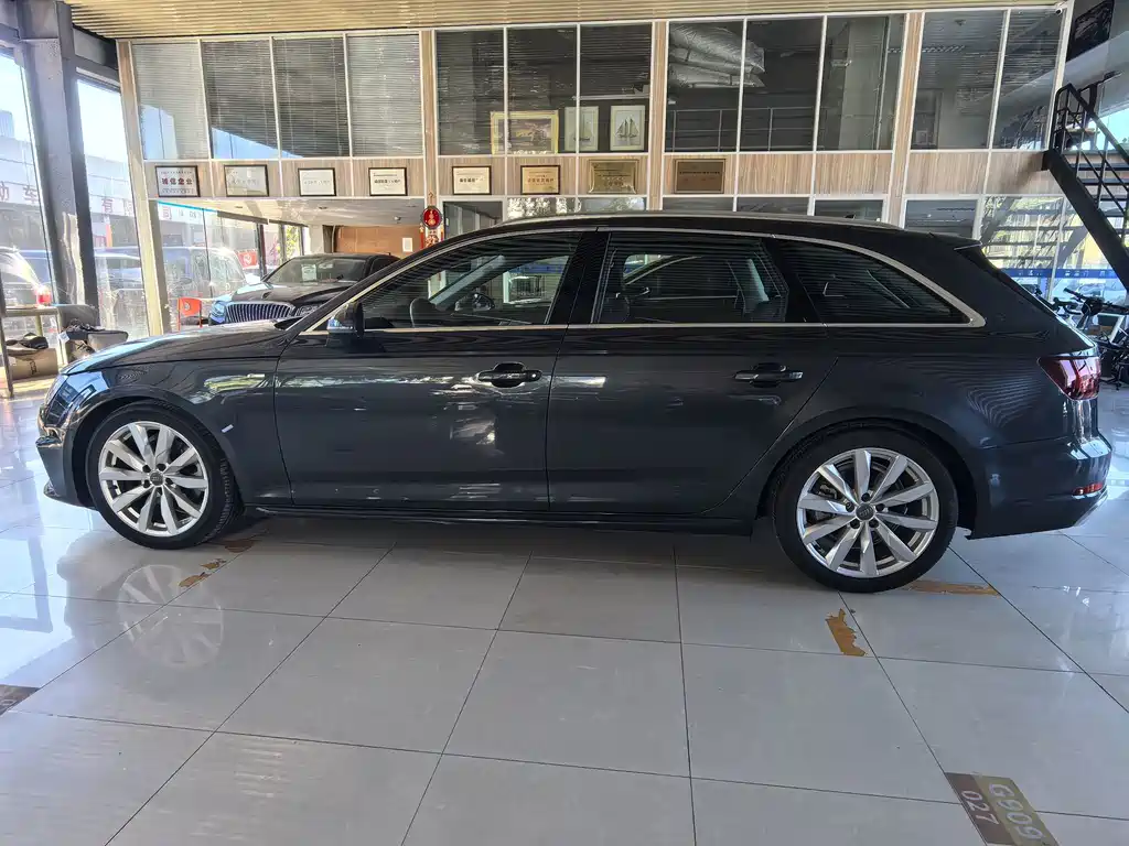 Audi A4 (Import) — миниатюра 19