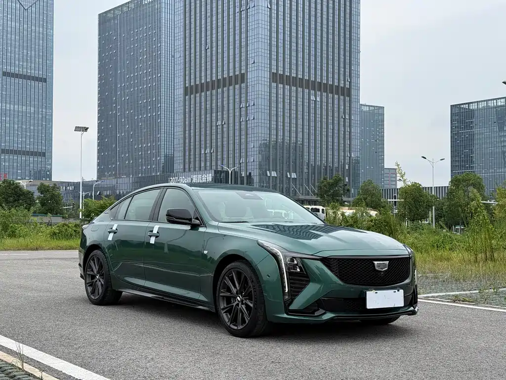 Cadillac CT5 — миниатюра 3