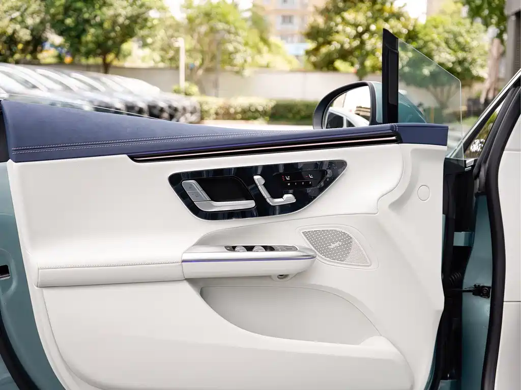 Mercedes-Benz EQE — миниатюра 17