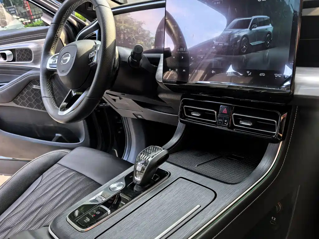 GAC Motor Trumpchi GS8 — миниатюра 21