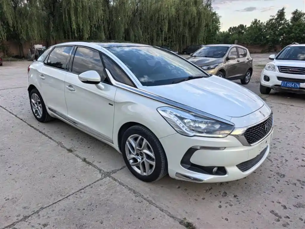 DS 5 2015 1.6T THP160