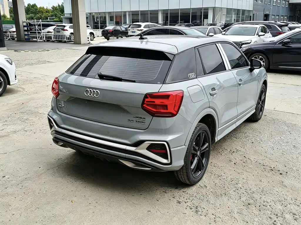 Audi Q2L — миниатюра 4