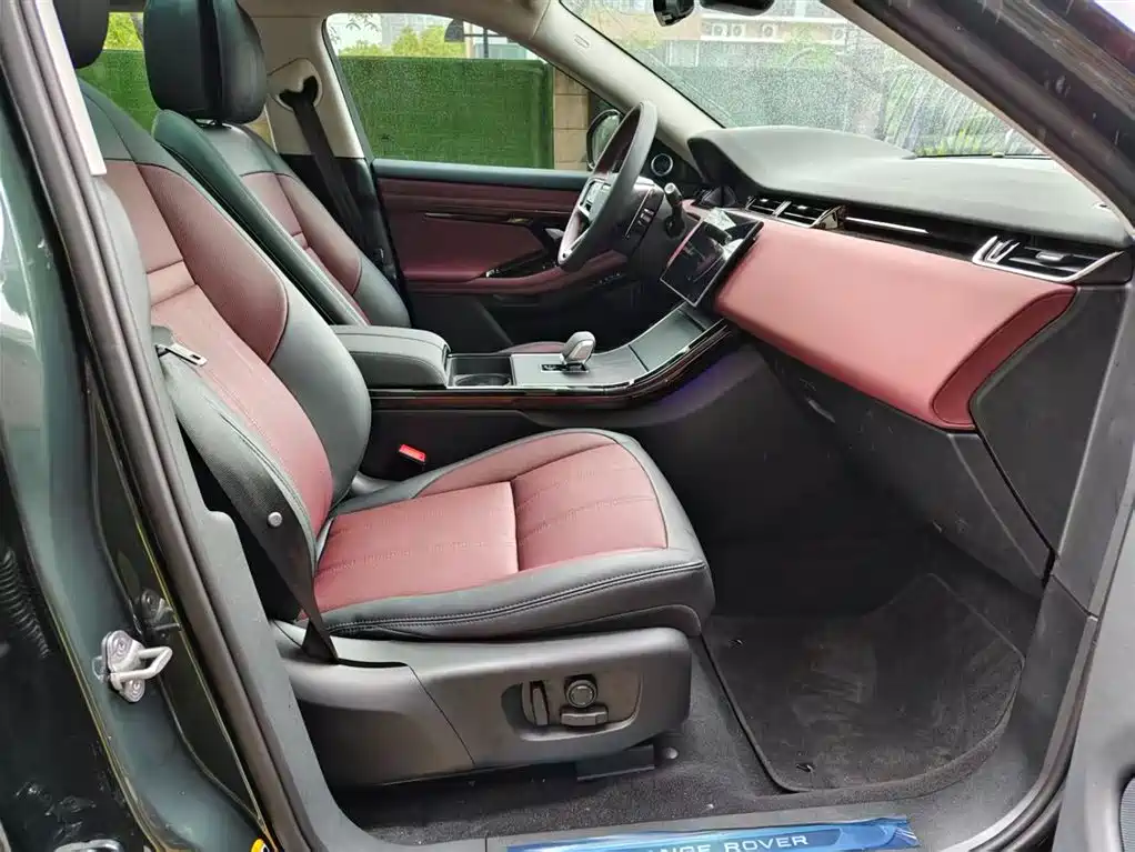 Land Rover Range Rover Evoque 2026 L SE