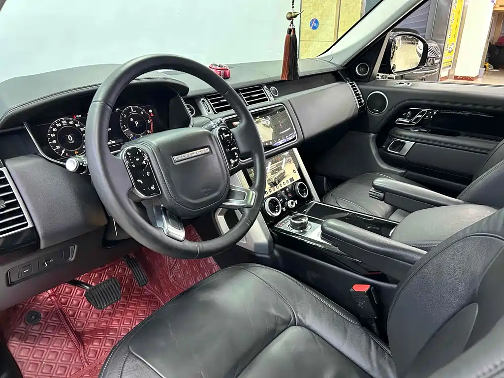 Land Rover Range Rover — миниатюра 7
