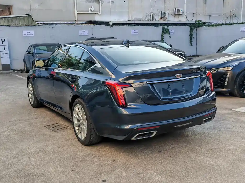 CADILLAC CT5