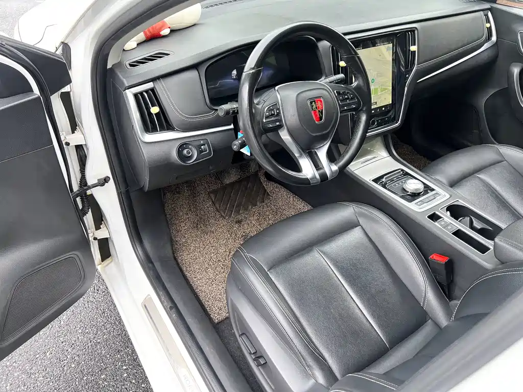 Roewe i6 New Energy — миниатюра 11