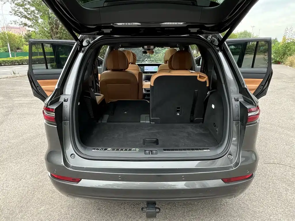 Li Auto Li ONE — миниатюра 20
