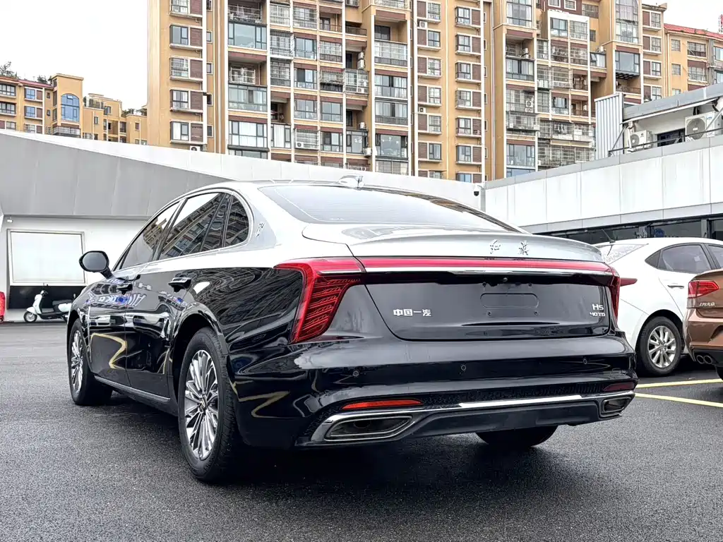 Hongqi Hongqi H5 — миниатюра 9