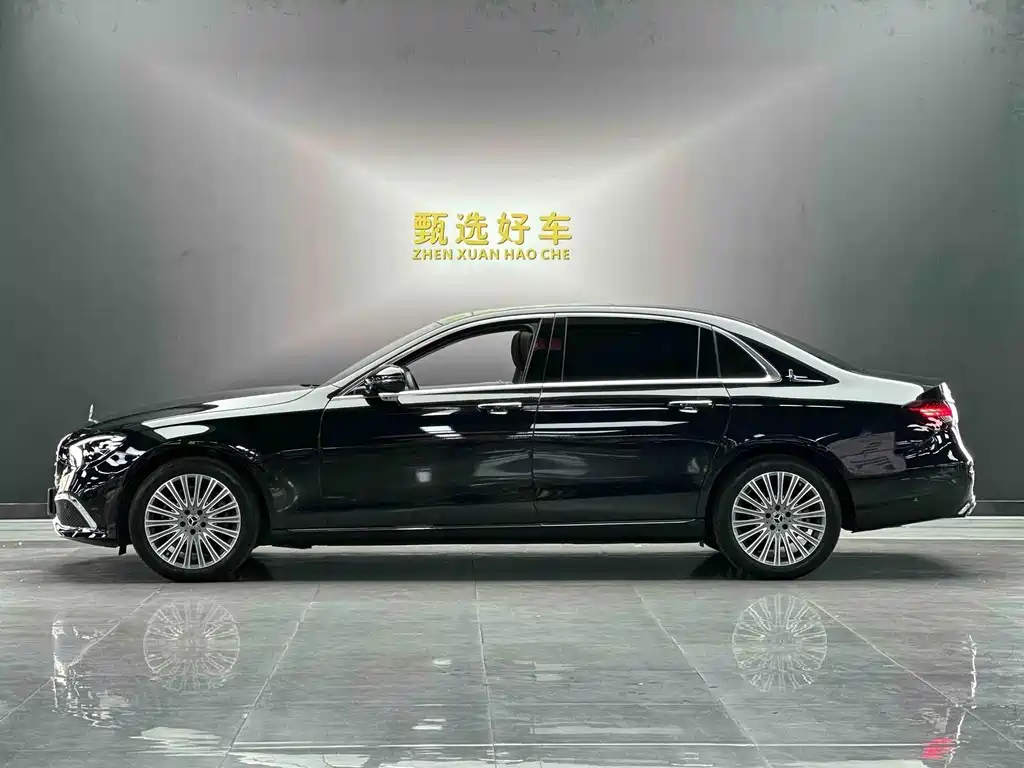 Mercedes-Benz E-Class — миниатюра 3
