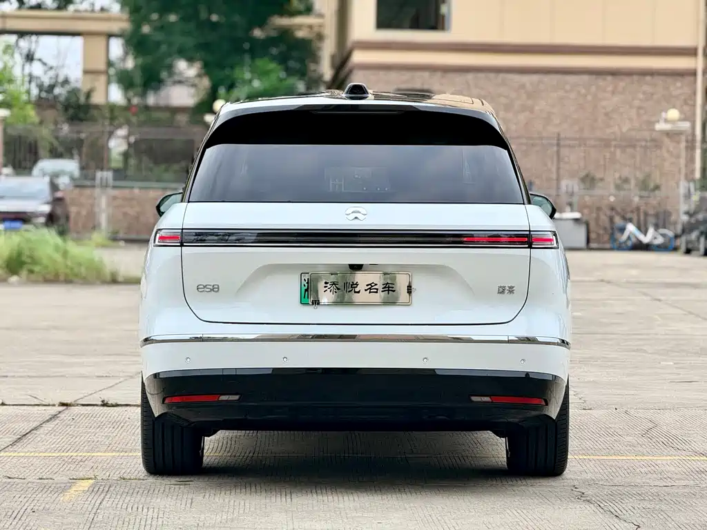 NIO ES8 — миниатюра 6