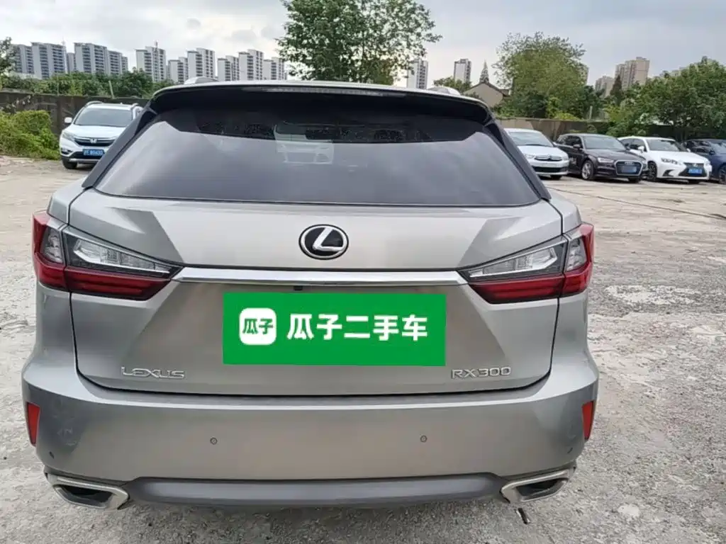 Lexus RX — миниатюра 6