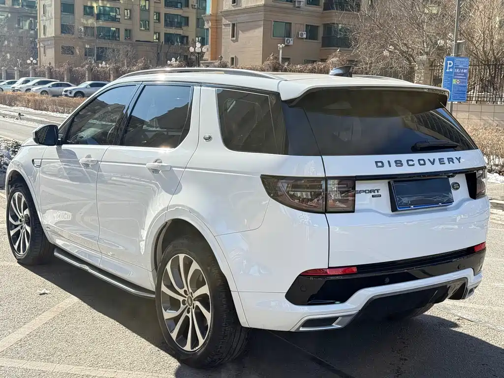 LAND ROVER DISCOVER SPORTS