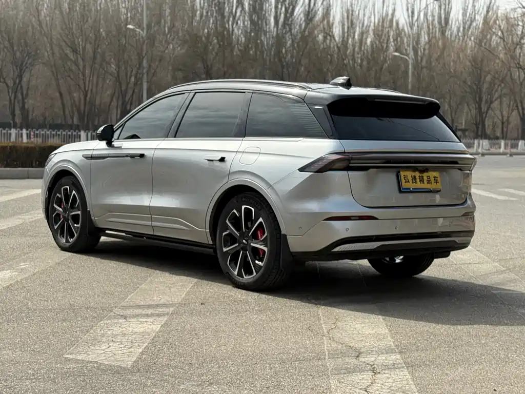 Lincoln Nautilus 2023 2.0T