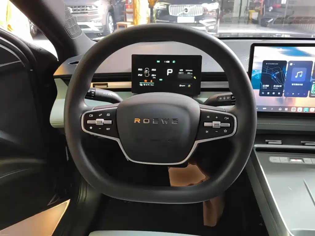 Roewe Young Wai D6 — миниатюра 11