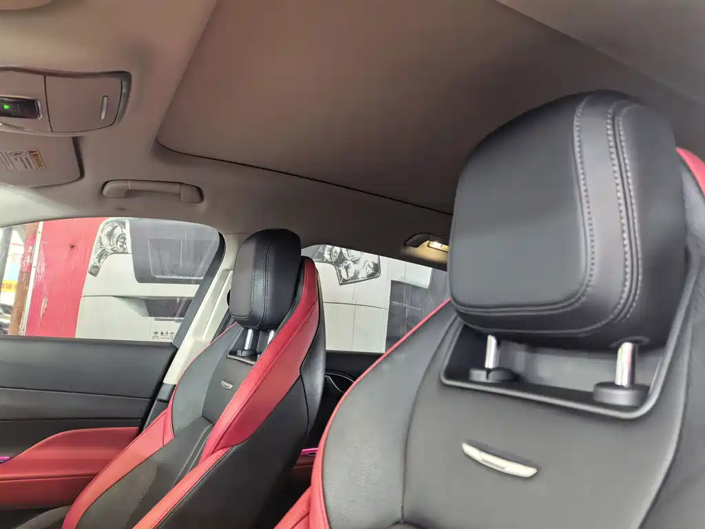 Hongqi Hongqi HS3 — миниатюра 6