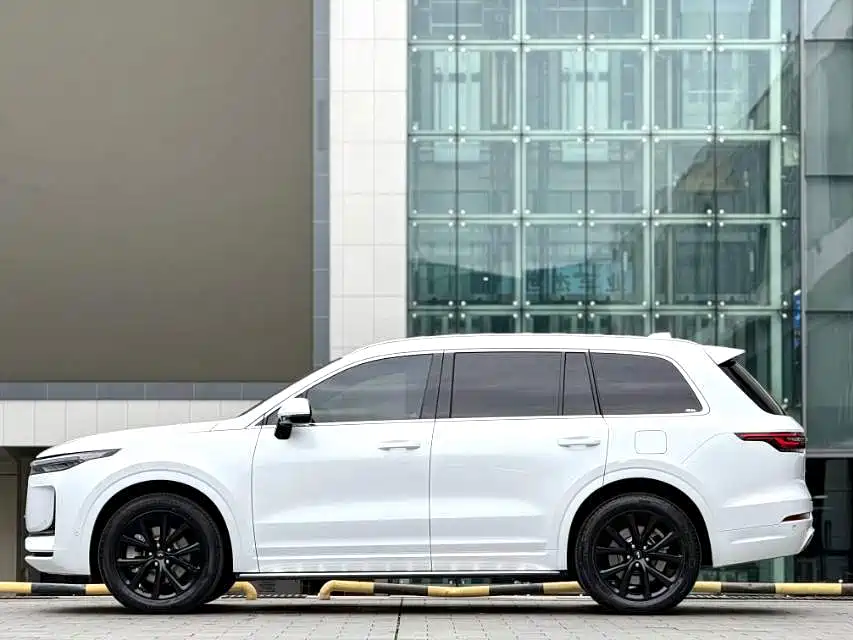 Li Auto Li ONE — миниатюра 4