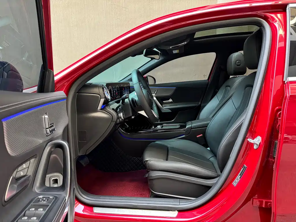 MERCEDES-BENZ A CLASS