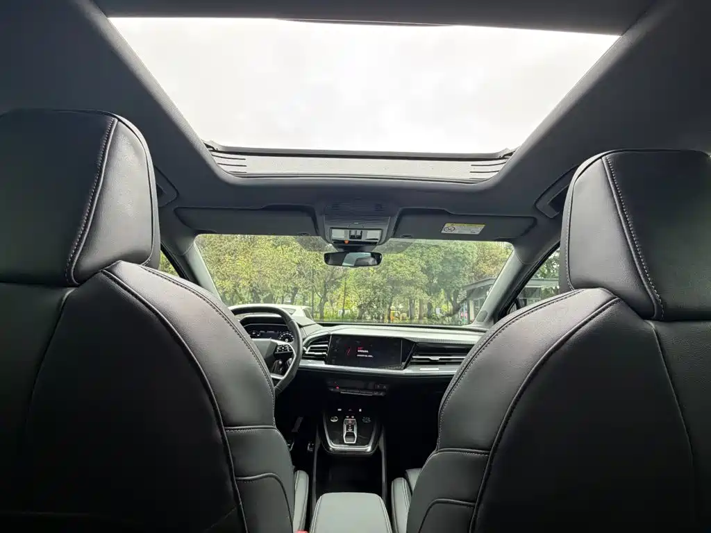Audi Q4 e-tron — миниатюра 23