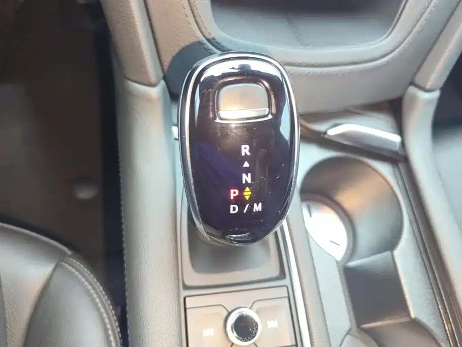 Cadillac XT5 — миниатюра 16