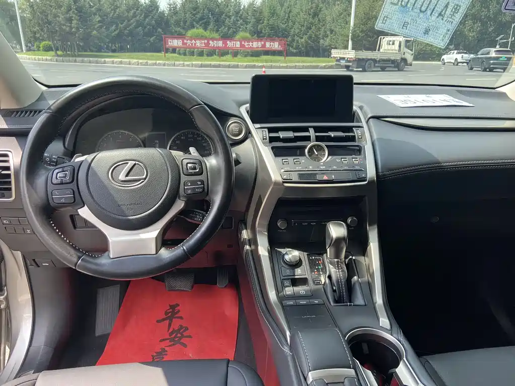 Lexus NX 200 AWD Sharp Fashion Edition China VI, фото 6