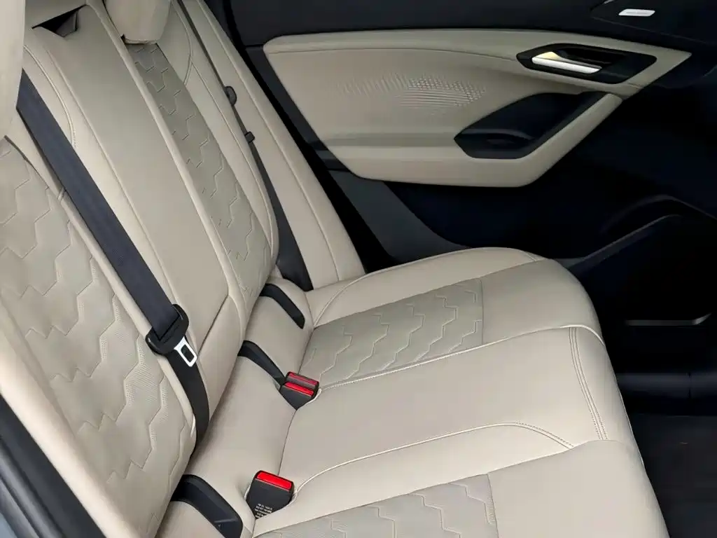Audi AudiQ6L e-tron — миниатюра 8