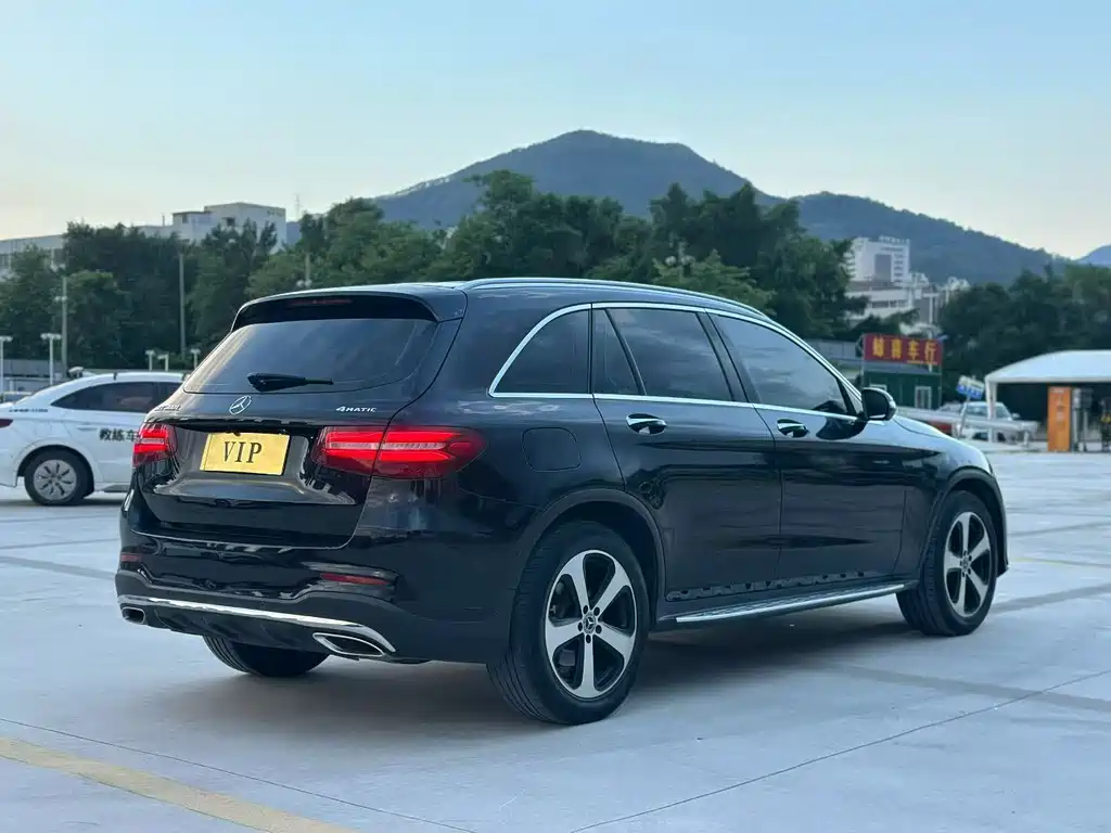 Mercedes-Benz GLC — миниатюра 9