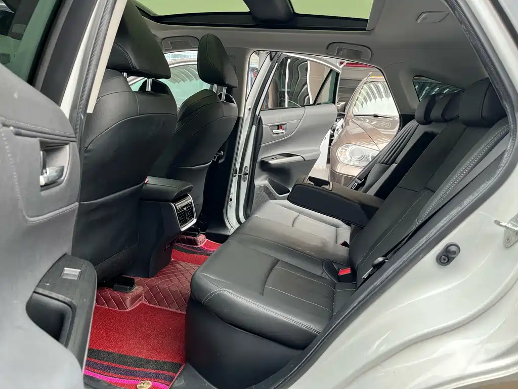 Toyota Harrier — миниатюра 12