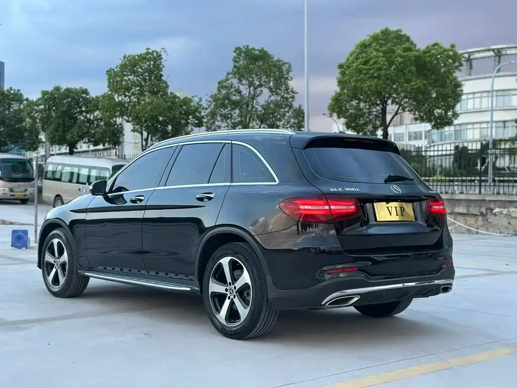 Mercedes-Benz GLC — миниатюра 7