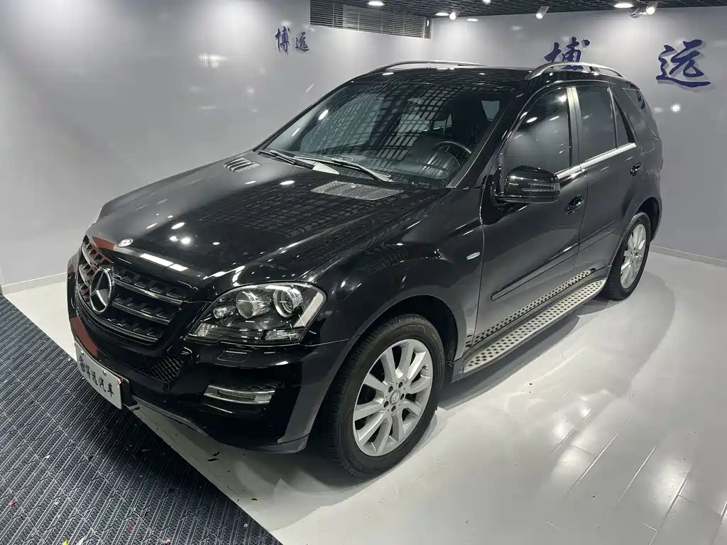 Mercedes-Benz M-Class