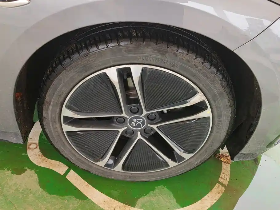 BYD Han — миниатюра 6