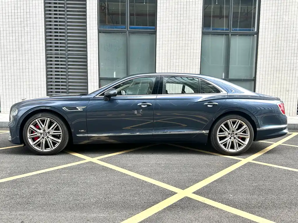 Bentley Flying Spur 2022 4.0T V8 Standard